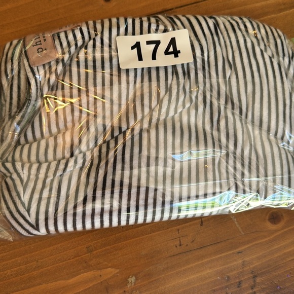 Philosophy Striped Black and White Women's Top xl - Picture 8 of 8